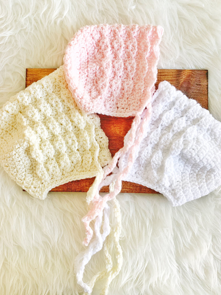 Scalloped Bonnet