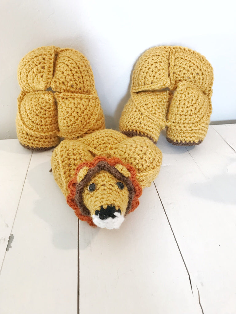 Brill the Lion Puzzle Ball